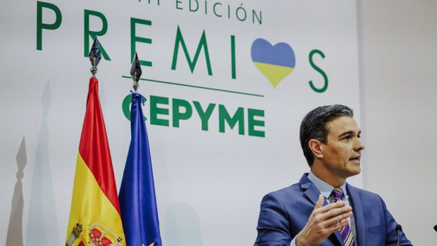 ep el presidente del gobierno pedro sanchez clausura la viii edicion de los premios cepyme en el