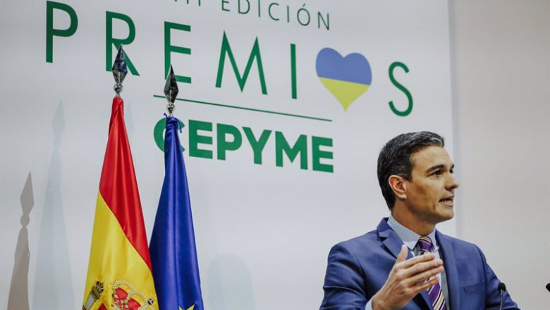 El presidente del Gobierno, Pedro Sánchez, clausura la VIII Edición de los Premios Cepyme en el Auditorio de Banco Santander, a 25 de abril de 2022, en Madrid (España). | Carlos Luján - Europa Press ep el presidente del gobierno pedro sanchez clausura la viii edicion de los premios cepyme en el