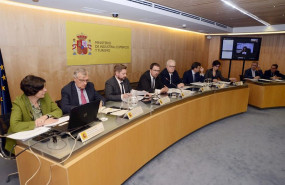 ep el secretario general de industria y de la pyme raul blanco en una reunion de la comision