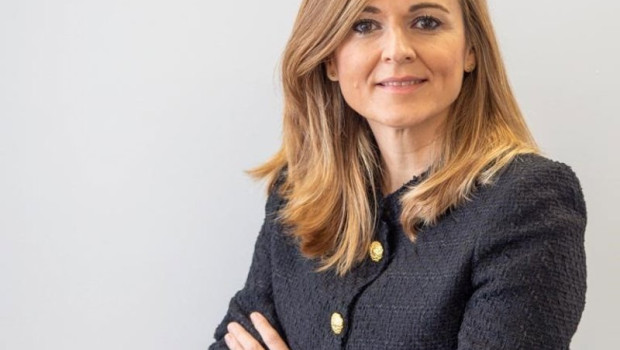 ep flossbach von storch refuerza su equipo de ventas con irene lopez procedente de santander am