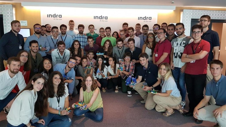 Indra lanza los 'talent camps' para formar a jóvenes profesionales que se van a incorporar a la compañía | INDRA - Archivo ep indra lanza los talent camps para formarjovenes profesionalessea incorporarla compania