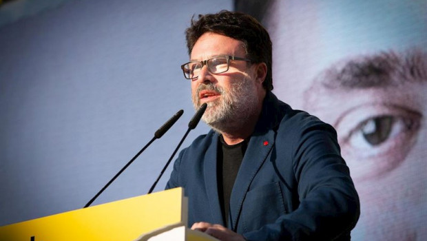 ep joan josep nuet en un miting de erc a sabadell