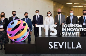 ep la ministra de industria comercio y turismo reyes maroto clausura el tis2021 en sevilla