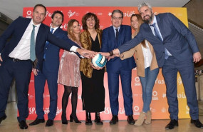 ep la presidenta del csd irene lozano junto a los presidentes de futbolistas on juanjo martinez y de