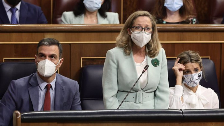 La vicepresidenta primera y ministra de Asuntos Económicos y Transformación Digital, Nadia Calviño, interviene en una sesión de control al Gobierno en el Congreso de los Diputados, a 20 de octubre de 2021, en Madrid, (España). | Eduardo Parra - Europa Press ep la vicepresidenta primera y ministra de asuntos economicos y transformacion digital nadia calvino 20211020102505