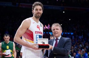 ep pau gasol reciberelojtissotpresidentela marca relojera