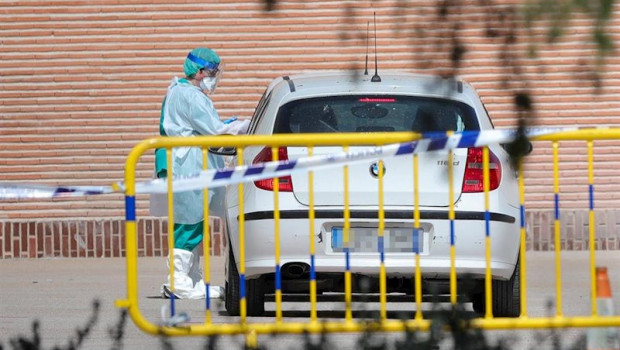 ep sanitarios se preparan para administrar los tests rapidos de coronavirus que ha adquirido el