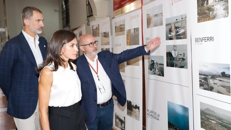 Sus Majestades los Reyes, Don Felipe y Doña Letizia, ha conocido de primera mano en Orihuela (Alicante) los daños ocasionados en la Vega Baja por el episodio de gota fría que azotó la comarca alicantina durante la segunda quincena de septiembre | CASA REAL ep sus majestades los reyes don felipe y dona letizia ha conocido de primera mano en orihuela