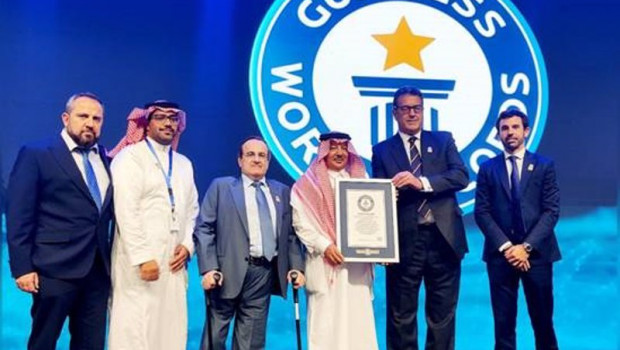 ep abengoa participa en la inauguracion de la megadesaladora de rabigh arabia saudi