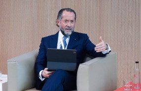ep archivo   el presidente de abanca juan carlos escotet interviene durante la primera jornada de la