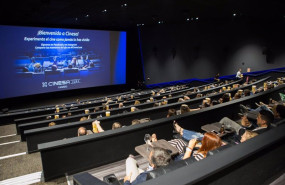 ep archivo   el primer cine de lujo en espana incorpora la ultima tecnologia en imagen y sonido y