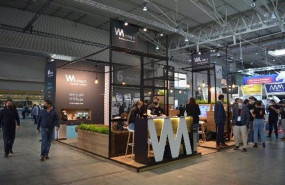 ep archivo   expositor de wayra en el mobile world congress 2022