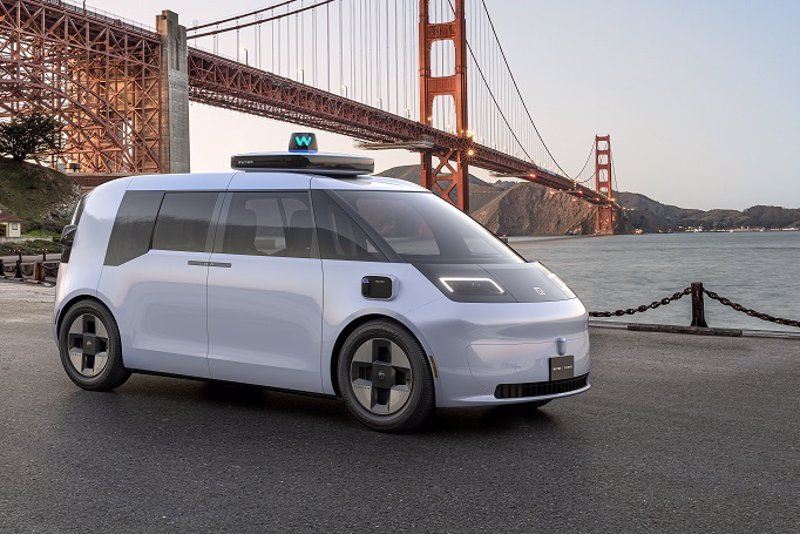 Waymo (Alphabet) recauda 5.600 millones para competir con el Cybercab de Tesla