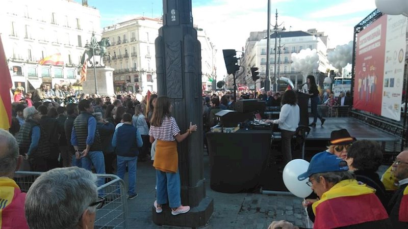 ep concentracion en la puerta del sol en apoyo a cataluna