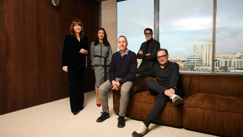 De izquierda a derecha: María Moya, Carolina Miyata, Jorge Martín-Luengo, Agustín Vivancos y Antonio Pasagali. | JUNGLE Y PRODIGIOSO VOLCÁN ep de izquierda a derecha maria moya carolina miyata jorge martin luengo agustin vivancos y antonio