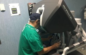 ep doctor utilizandorobot da vinci x