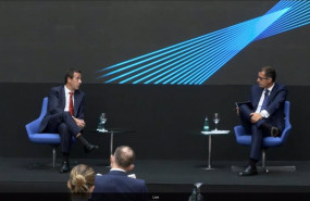 ep el consejero delegado de caixabank gonzalo cortazar y el director general de ibm para espana