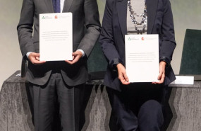 ep el presidente de la junta de andalucia juanma moreno i y la ministra de transicion ecologica y