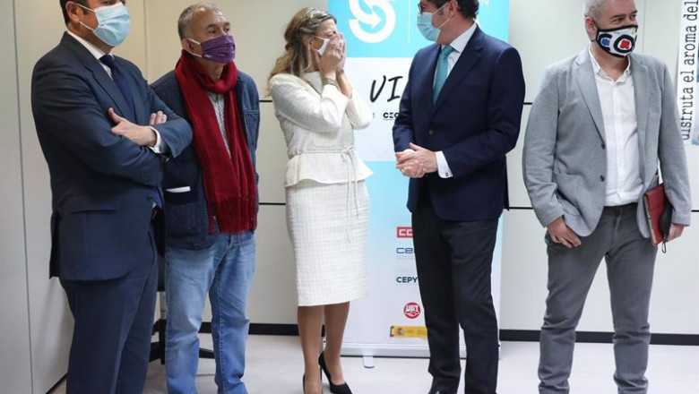 (I-D) El presidente de CEOE, Antonio Garamendi; el líder de UGT, Pepe Álvarez; la ministra de Trabajo, Yolanda Díaz; el presidente de Cepyme, Gerardo Cuevas; y el líder de CCOO, Unai Sordo, en una imagen de archivo | Marta Fernández Jara - Europa Press - Archivo ep i-d el presidente de ceoe antonio garamendi el lider de ugt pepe alvarez la ministra de trabajo 20210119082203