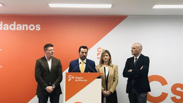 ep juan fernando hernandez mario gomez paqui perez y pedro garcia rex concejales de ciudadanos en el