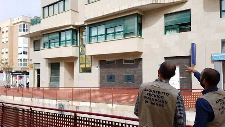 Miembros Colegio de Aparejadores, Arquitectos Técnicos e Ingenieros de Edificación de la Región en evaluación edificios simulacro emergencias | COAATIEMU - Archivo ep miembros colegio de aparejadores arquitectos tecnicos e ingenieros de edificacion de la region en