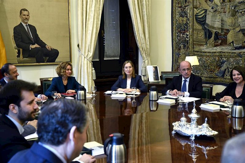 ep primera reunion de la mesa del congreso de la xiv legislatura