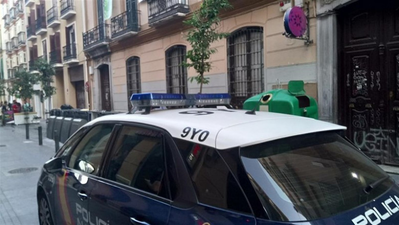 ep una patrulla de la policia nacional en el centro de malaga