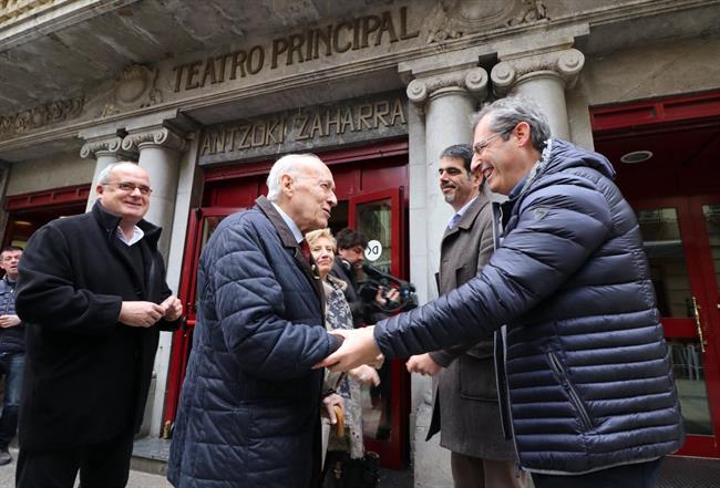 Xabier Arzalluz, junto a Markel Olano, este sábado en San Sebastian | MARKEL OLANO ep xabier arzalluz juntomarkel olano este sabadosan sebastian