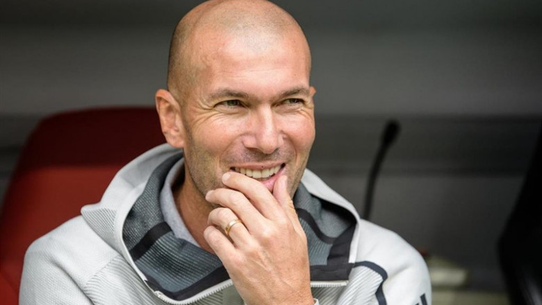 Zinédine Zidane durante un partido de la pretemporada 2019-2020 | Matthias Balk/dpa ep zinedine zidane durantepartidola pretemporada 2019-2020