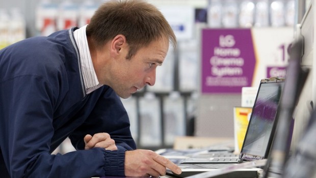 dixons carphone laptop venta al por menor tecnología computadora currys pcworld