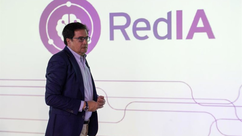 Archivo - El ministro para la Transformación Digital y de la Función Pública, Óscar López, inaugura el acto de presentación de las iniciativas RedIA y RedIA salud, en el Espacio Ventas, a 17 de julio de 2025, en Madrid (España). Estas iniciativas están de | Alejandro Martínez Vélez - Europa Press - Archivo ep archivo el ministro para la transformacion digital y de la funcion publica oscar lopez inaugura