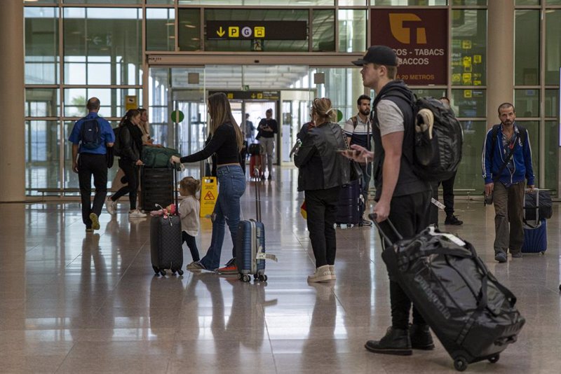 Los aeropuertos de Aena suman 25,4 millones de pasajeros en mayo, 3,4% más que en 2019