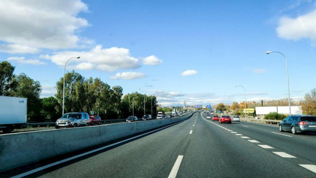 ep autopista de madrid durante el comienzo de la operacion salida del puente de la constitucion en