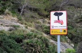 ep cartel alertandopeligroincendio forestal