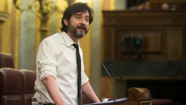 El diputado de Unidos Podemos Rafa Mayoral, en el Pleno del Congreso | CONGRESO ep diputadounidosrafa mayoral enplenocongreso