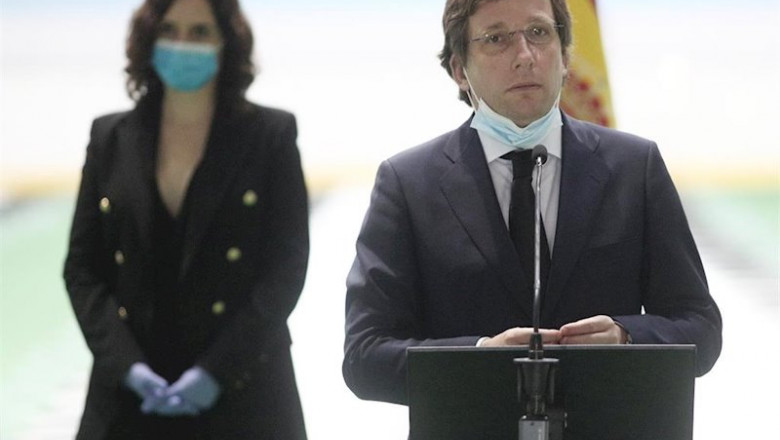 El alcalde de Madrid, Jose Luis Martínez Almeida, interviene en el acto de clausura de la morgue improvisada instalada en el Palacio de Hielo por la crisis del Covid-19 abierta el mes de marzo para descongestionar a la funeraria municipal ante el número e | EUROPA PRESS/E. Parra. POOL - Europa Press ep el alcalde de madrid jose luis martinez almeida interviene en el acto de clausura de la morgue