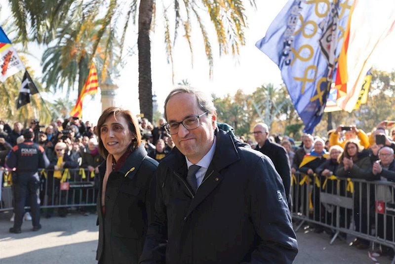 ep el presidente de la generalitat quim torra sale de declarar del tsjc acompanado de su mujer
