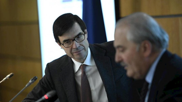 ep el secretario de estado para la ue juan gonzalez-barba i junto al director de la representacion