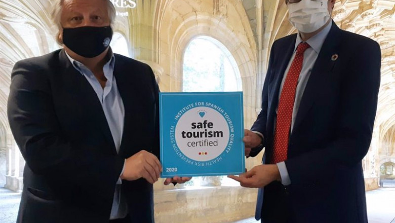 ep entrega sello safe tourism certified ep entrega sello safe tourism certified