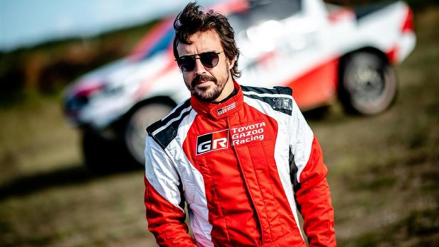 ep fernando alonso con toyota gazoo racing