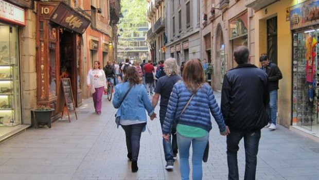 ep gente persona personas paseando paseo pareja parejas matrimonio