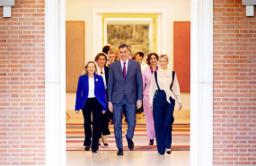 ep i d en la primera fila la vicepresidenta primera y ministra de asuntos economicos nadia calvino 20231128105703