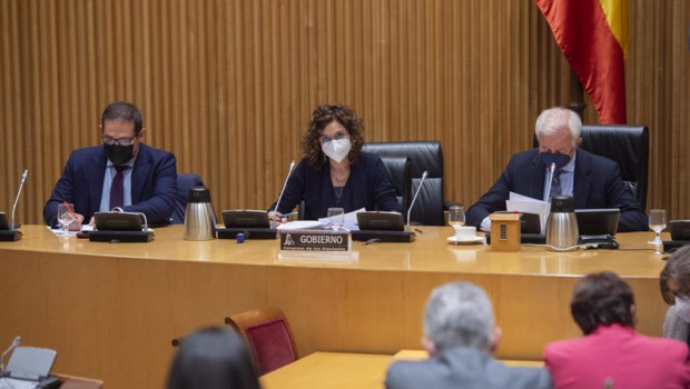 ep la ministra de hacienda maria jesus montero comparece en la comision de hacienda en el congreso