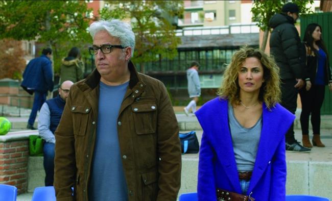 Leo Harlem y Toni Acosta en 'El mejor verano de mi vida' | A CONTRACORRIENTE FILMS ep leo harlemtoni acosta en mejor veranomi vida