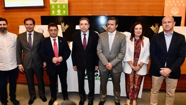 ep presentacion en expoliva del grupo operativo aove tradicional