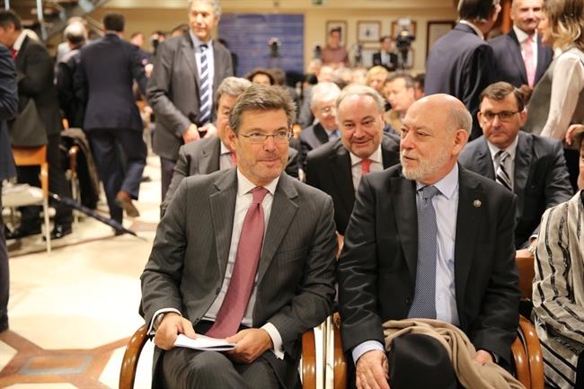 Rafael Catalá, ministro de Justicia, y José Manuel Maza, fiscal general del Esta | EUROPA PRESS ep rafael catala ministrojusticia y jose manuel maza fiscal generalesta