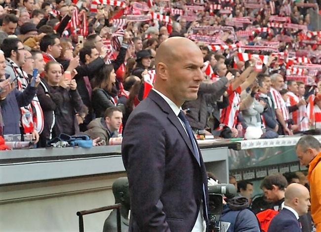 Zinédine Zidane, entrenador del Real Madrid, en San Mamés | LALIGA ep zinedine zidane entrenadorreal madrid en san mames