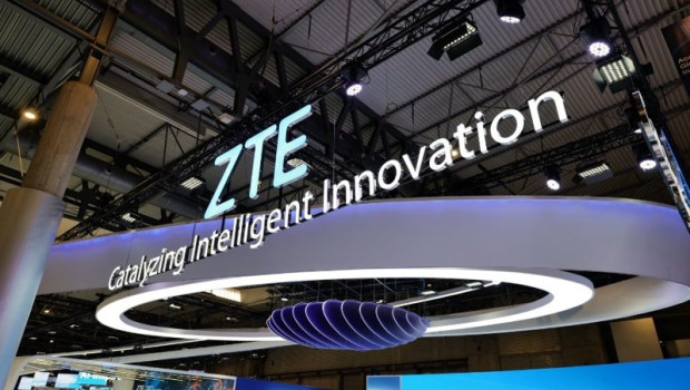 ep zte gana 607 millones en el primer semestre casi un 12 menos pero eleva un 145 su facturacion
