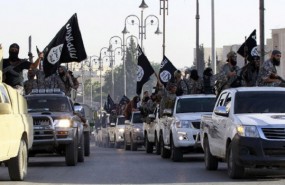 Estado Islamico ISIS desfile militar sirte libia