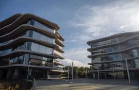 ep archivo   sede de grifols en sant cugat del valls barcelona cataluna espana